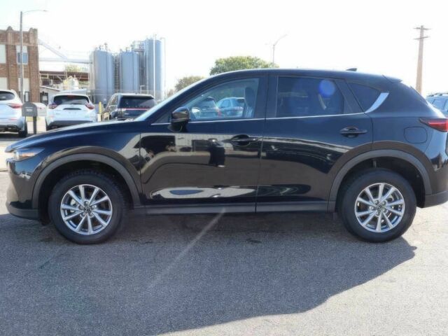 Мазда СХ-5 2023 в Ивано-Франковске на Automoto.ua Черный Мазда СХ-5, объемом двигателя 2.5 л и пробегом 12 тыс. км за 9200 $, фото 4 на Automoto.ua