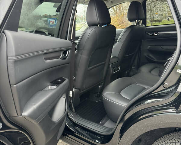 Чорний Мазда СХ-5, об'ємом двигуна 2.49 л та пробігом 10 тис. км за 24977 $, фото 19 на Automoto.ua