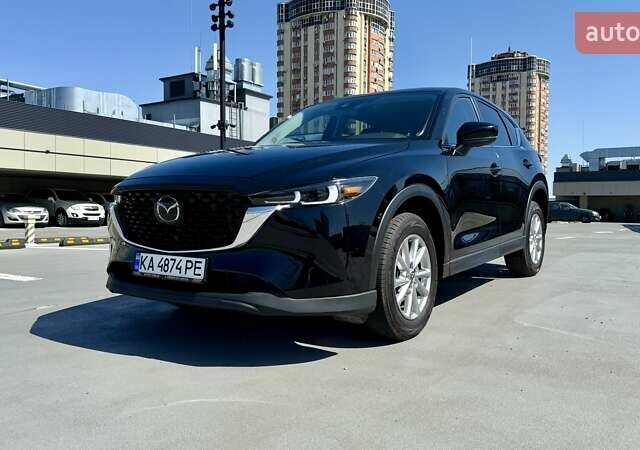 Черный Мазда СХ-5, объемом двигателя 2.49 л и пробегом 17 тыс. км за 25700 $, фото 2 на Automoto.ua