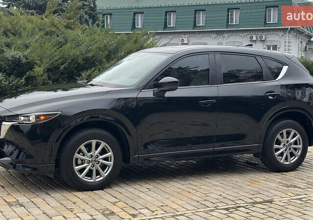 Черный Мазда СХ-5, объемом двигателя 2.49 л и пробегом 14 тыс. км за 25900 $, фото 4 на Automoto.ua