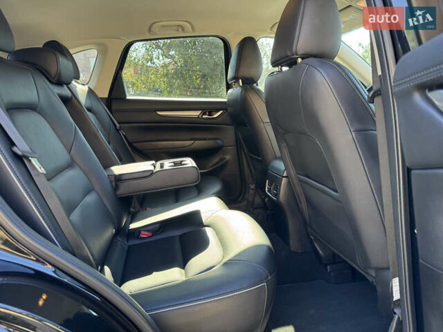 Чорний Мазда СХ-5, об'ємом двигуна 0 л та пробігом 33 тис. км за 24300 $, фото 17 на Automoto.ua