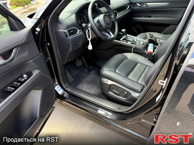 Чорний Мазда СХ-5, об'ємом двигуна 2.5 л та пробігом 6 тис. км за 35600 $, фото 3 на Automoto.ua