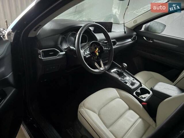 Черный Мазда СХ-5, объемом двигателя 2.49 л и пробегом 20 тыс. км за 12000 $, фото 4 на Automoto.ua