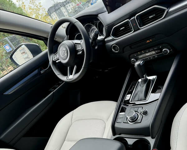 Черный Мазда СХ-5, объемом двигателя 2.49 л и пробегом 1 тыс. км за 27800 $, фото 51 на Automoto.ua