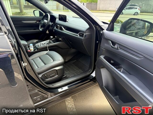 Чорний Мазда СХ-5, об'ємом двигуна 2.5 л та пробігом 6 тис. км за 35600 $, фото 9 на Automoto.ua