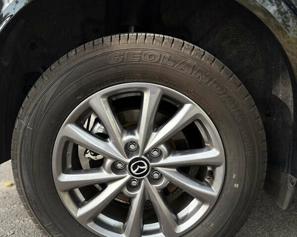 Черный Мазда СХ-5, объемом двигателя 2.49 л и пробегом 8 тыс. км за 27999 $, фото 6 на Automoto.ua