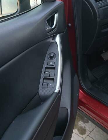 Красный Мазда СХ-5, объемом двигателя 2.2 л и пробегом 190 тыс. км за 13500 $, фото 44 на Automoto.ua