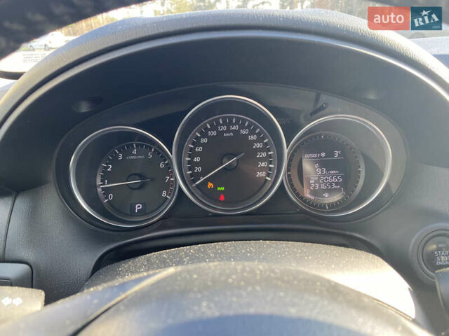 Красный Мазда СХ-5, объемом двигателя 2 л и пробегом 231 тыс. км за 13200 $, фото 6 на Automoto.ua