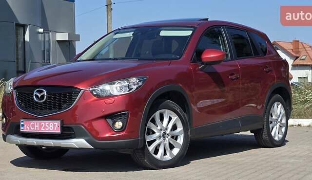 Красный Мазда СХ-5, объемом двигателя 2.2 л и пробегом 190 тыс. км за 13700 $, фото 2 на Automoto.ua