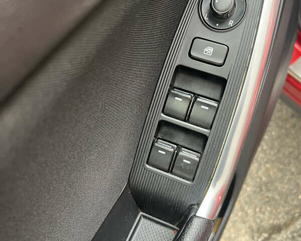 Красный Мазда СХ-5, объемом двигателя 2.19 л и пробегом 250 тыс. км за 13799 $, фото 28 на Automoto.ua