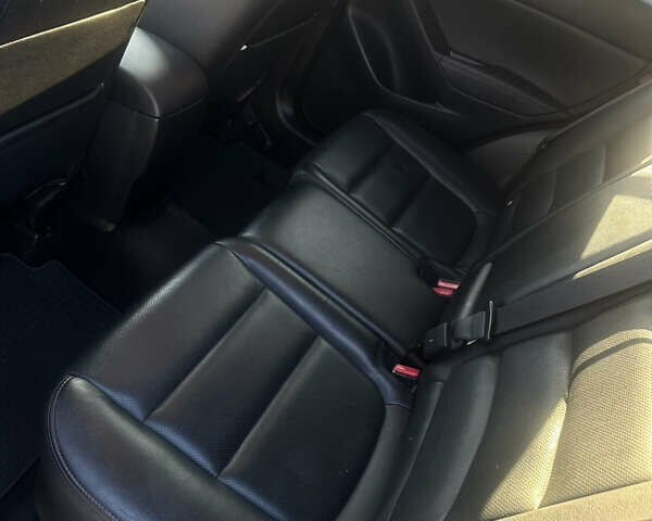 Красный Мазда СХ-5, объемом двигателя 2.19 л и пробегом 138 тыс. км за 14400 $, фото 25 на Automoto.ua