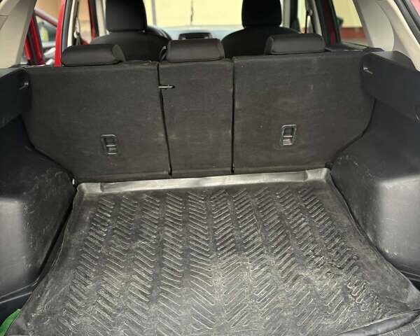 Красный Мазда СХ-5, объемом двигателя 2.19 л и пробегом 214 тыс. км за 13000 $, фото 4 на Automoto.ua