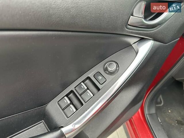 Красный Мазда СХ-5, объемом двигателя 2.2 л и пробегом 243 тыс. км за 11900 $, фото 55 на Automoto.ua