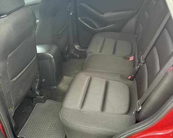 Красный Мазда СХ-5, объемом двигателя 2.19 л и пробегом 214 тыс. км за 13000 $, фото 5 на Automoto.ua