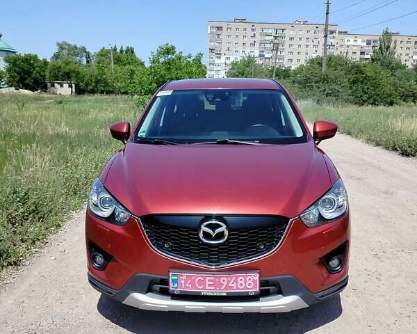 Красный Мазда СХ-5, объемом двигателя 2.2 л и пробегом 241 тыс. км за 14200 $, фото 4 на Automoto.ua