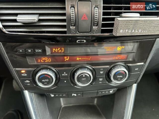 Красный Мазда СХ-5, объемом двигателя 2.2 л и пробегом 243 тыс. км за 11900 $, фото 62 на Automoto.ua