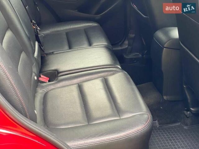 Красный Мазда СХ-5, объемом двигателя 2.5 л и пробегом 140 тыс. км за 14000 $, фото 4 на Automoto.ua