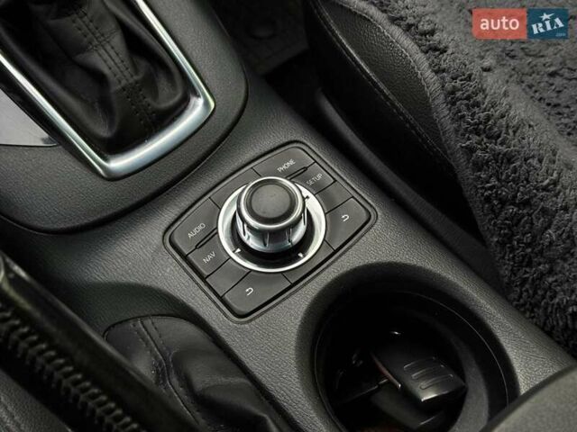 Красный Мазда СХ-5, объемом двигателя 2.2 л и пробегом 185 тыс. км за 16490 $, фото 21 на Automoto.ua