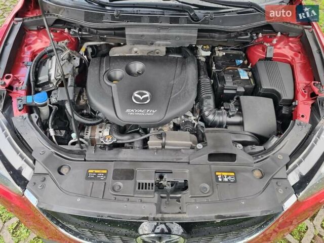Красный Мазда СХ-5, объемом двигателя 2.19 л и пробегом 268 тыс. км за 11000 $, фото 2 на Automoto.ua