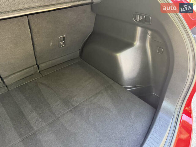 Красный Мазда СХ-5, объемом двигателя 2.2 л и пробегом 186 тыс. км за 14200 $, фото 41 на Automoto.ua