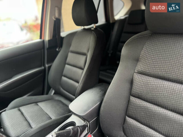 Красный Мазда СХ-5, объемом двигателя 2.2 л и пробегом 160 тыс. км за 16000 $, фото 56 на Automoto.ua