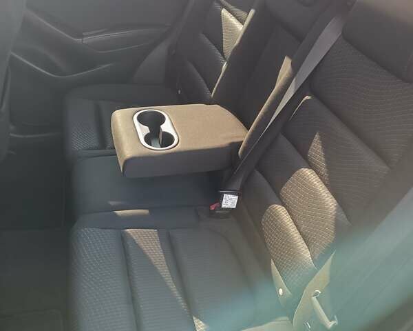 Красный Мазда СХ-5, объемом двигателя 2.2 л и пробегом 170 тыс. км за 12309 $, фото 18 на Automoto.ua