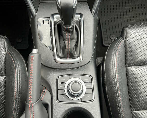 Красный Мазда СХ-5, объемом двигателя 2.2 л и пробегом 240 тыс. км за 13500 $, фото 24 на Automoto.ua