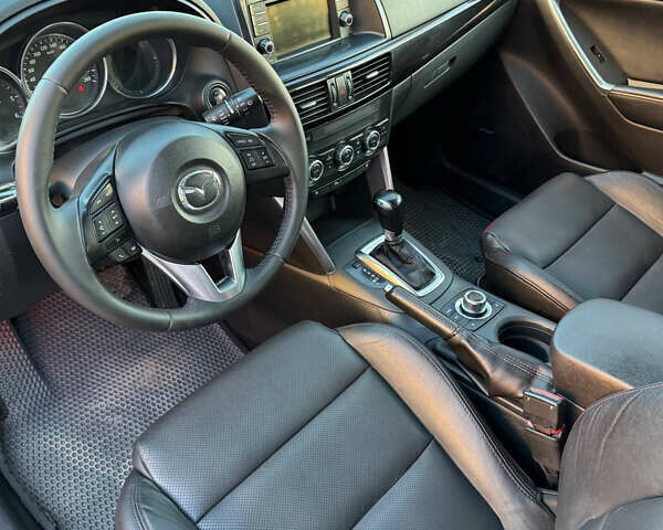 Красный Мазда СХ-5, объемом двигателя 2.2 л и пробегом 202 тыс. км за 13999 $, фото 12 на Automoto.ua