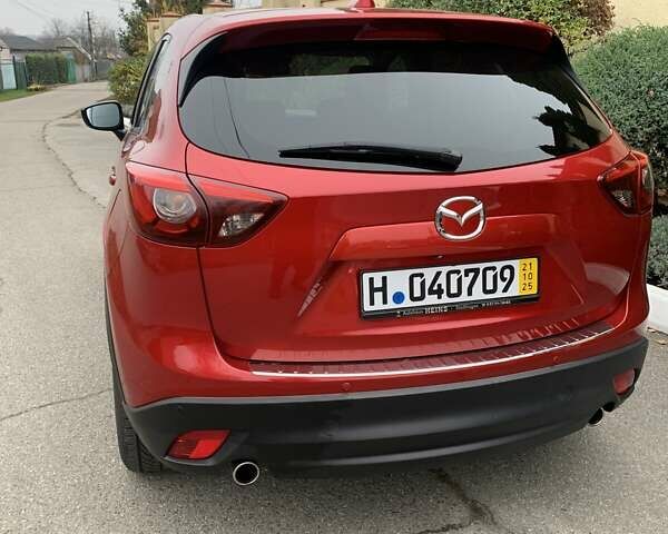 Красный Мазда СХ-5, объемом двигателя 2.2 л и пробегом 195 тыс. км за 16500 $, фото 4 на Automoto.ua