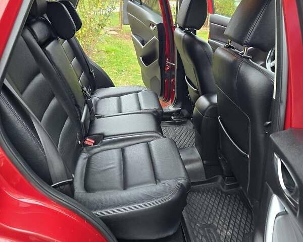 Красный Мазда СХ-5, объемом двигателя 2.49 л и пробегом 144 тыс. км за 16500 $, фото 18 на Automoto.ua