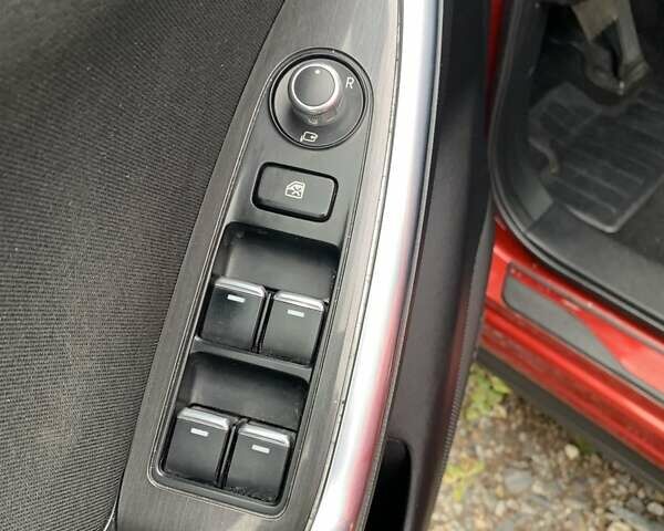 Красный Мазда СХ-5, объемом двигателя 2.2 л и пробегом 195 тыс. км за 16500 $, фото 16 на Automoto.ua