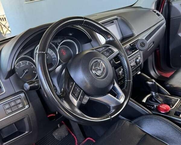 Мазда СХ-5 2015 в Ровно на Automoto.ua Красный Мазда СХ-5, объемом двигателя 2.2 л и пробегом 206 тыс. км за 15800 $, фото 4 на Automoto.ua