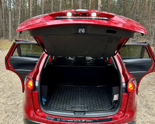 Червоний Мазда СХ-5, об'ємом двигуна 2 л та пробігом 150 тис. км за 15450 $, фото 8 на Automoto.ua