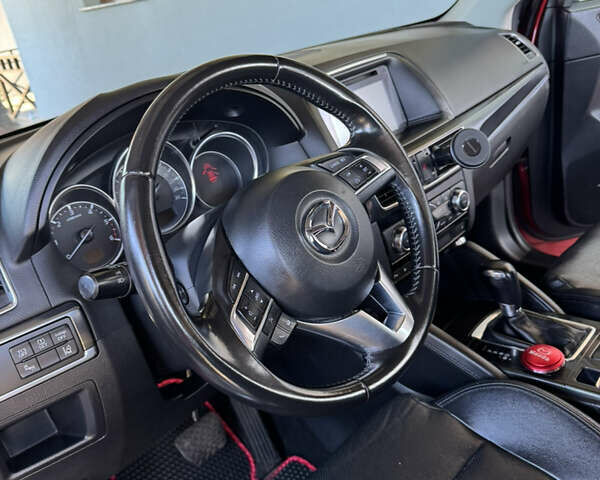 Красный Мазда СХ-5, объемом двигателя 2.2 л и пробегом 216 тыс. км за 15900 $, фото 7 на Automoto.ua