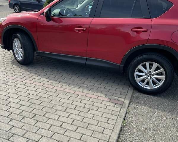Красный Мазда СХ-5, объемом двигателя 2.49 л и пробегом 135 тыс. км за 16000 $, фото 6 на Automoto.ua