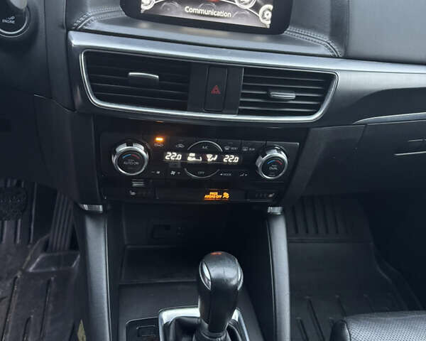 Красный Мазда СХ-5, объемом двигателя 2.49 л и пробегом 285 тыс. км за 13500 $, фото 11 на Automoto.ua