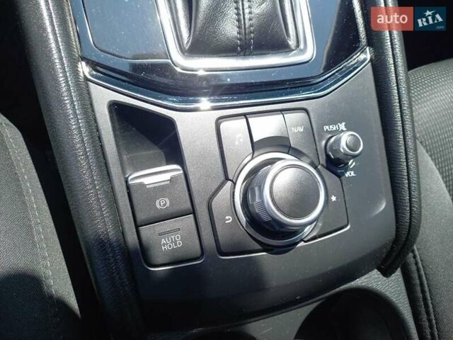 Мазда СХ-5 2017 в Черкассах на Automoto.ua Красный Мазда СХ-5, объемом двигателя 2.2 л и пробегом 63 тыс. км за 26000 $, фото 31 на Automoto.ua