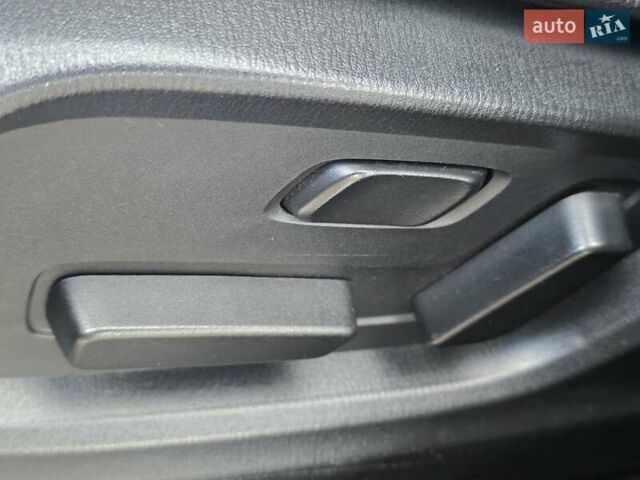 Красный Мазда СХ-5, объемом двигателя 2.49 л и пробегом 62 тыс. км за 19900 $, фото 26 на Automoto.ua