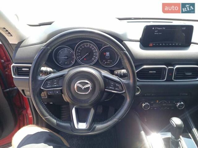 Мазда СХ-5 2017 в Черкассах на Automoto.ua Красный Мазда СХ-5, объемом двигателя 2.2 л и пробегом 63 тыс. км за 26000 $, фото 30 на Automoto.ua