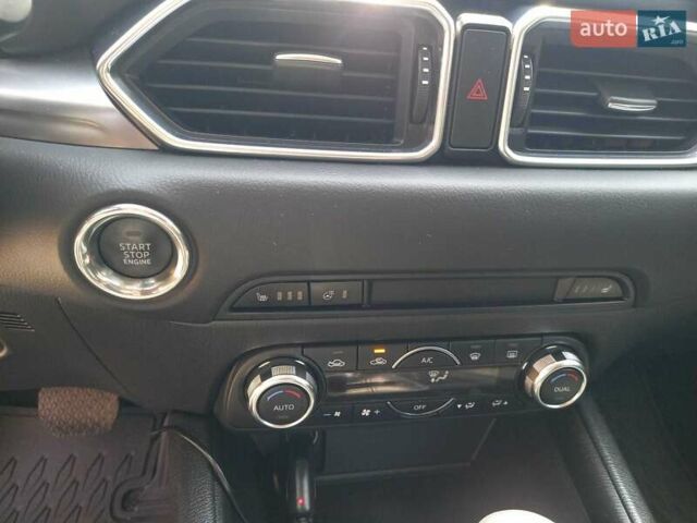 Мазда СХ-5 2017 в Черкассах на Automoto.ua Красный Мазда СХ-5, объемом двигателя 2.2 л и пробегом 63 тыс. км за 26000 $, фото 27 на Automoto.ua