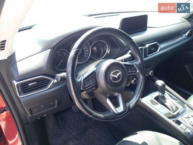 Мазда СХ-5 2017 в Черкассах на Automoto.ua Красный Мазда СХ-5, объемом двигателя 2.2 л и пробегом 63 тыс. км за 26000 $, фото 25 на Automoto.ua