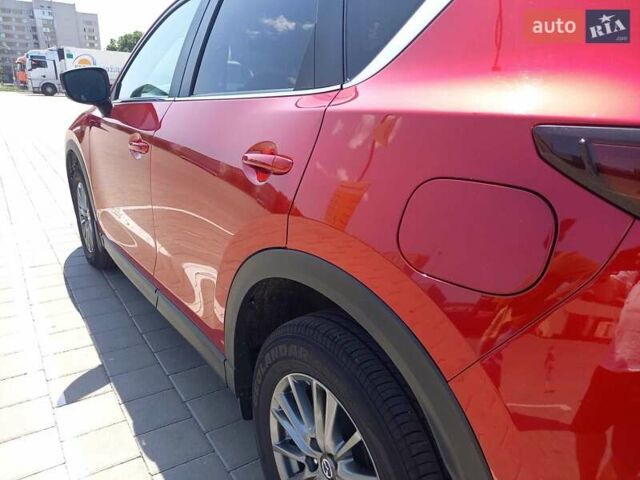 Мазда СХ-5 2017 в Черкассах на Automoto.ua Красный Мазда СХ-5, объемом двигателя 2.2 л и пробегом 63 тыс. км за 26000 $, фото 5 на Automoto.ua