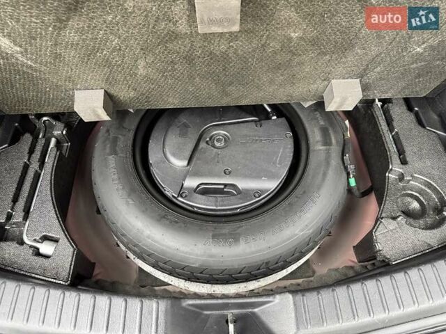 Красный Мазда СХ-5, объемом двигателя 2.49 л и пробегом 165 тыс. км за 18400 $, фото 23 на Automoto.ua