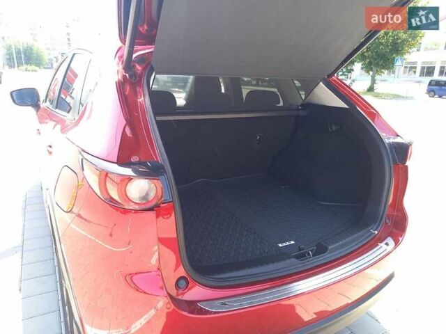 Мазда СХ-5 2017 в Черкассах на Automoto.ua Красный Мазда СХ-5, объемом двигателя 2.2 л и пробегом 63 тыс. км за 26000 $, фото 37 на Automoto.ua