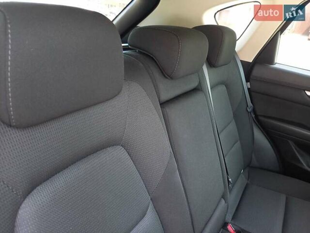 Мазда СХ-5 2017 в Черкассах на Automoto.ua Красный Мазда СХ-5, объемом двигателя 2.2 л и пробегом 63 тыс. км за 26000 $, фото 17 на Automoto.ua