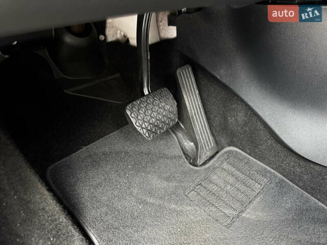 Красный Мазда СХ-5, объемом двигателя 2.5 л и пробегом 73 тыс. км за 18750 $, фото 26 на Automoto.ua