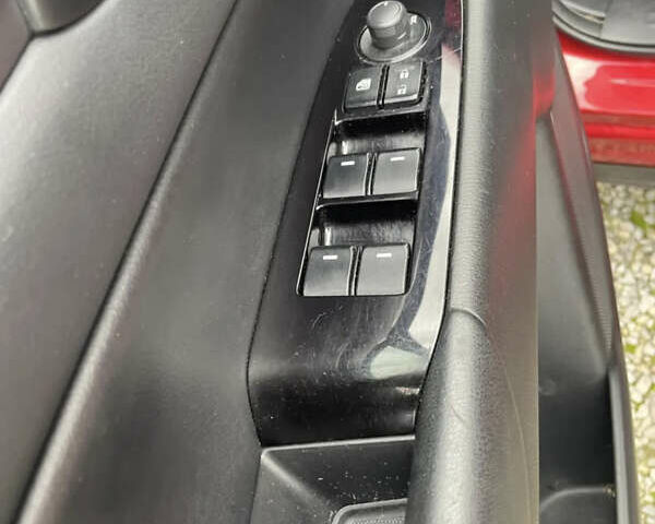 Красный Мазда СХ-5, объемом двигателя 2.49 л и пробегом 44 тыс. км за 22000 $, фото 15 на Automoto.ua