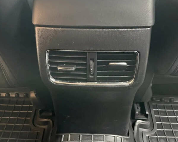 Красный Мазда СХ-5, объемом двигателя 2.49 л и пробегом 44 тыс. км за 22000 $, фото 16 на Automoto.ua