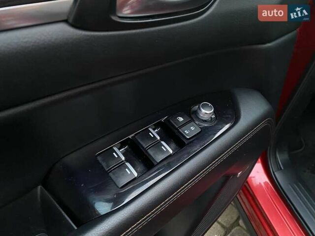 Красный Мазда СХ-5, объемом двигателя 2.49 л и пробегом 102 тыс. км за 19950 $, фото 13 на Automoto.ua