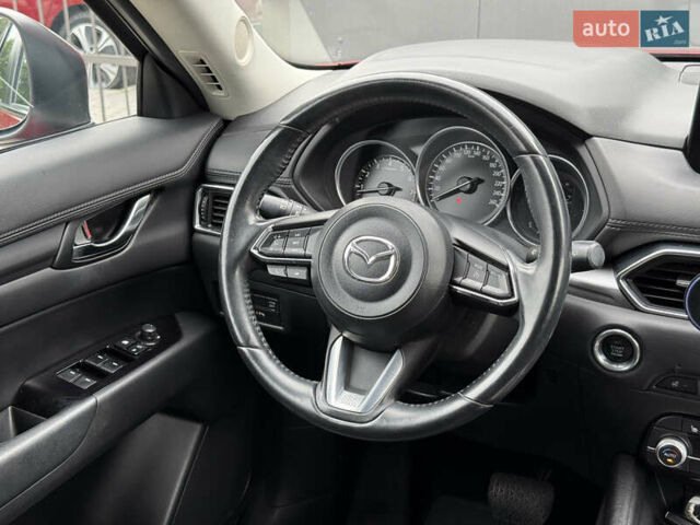 Мазда СХ-5 2020 в Львове на Automoto.ua Красный Мазда СХ-5, объемом двигателя 2 л и пробегом 97 тыс. км за 26000 $, фото 28 на Automoto.ua